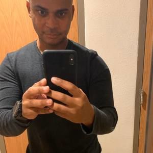 Meet your Posher, Luis